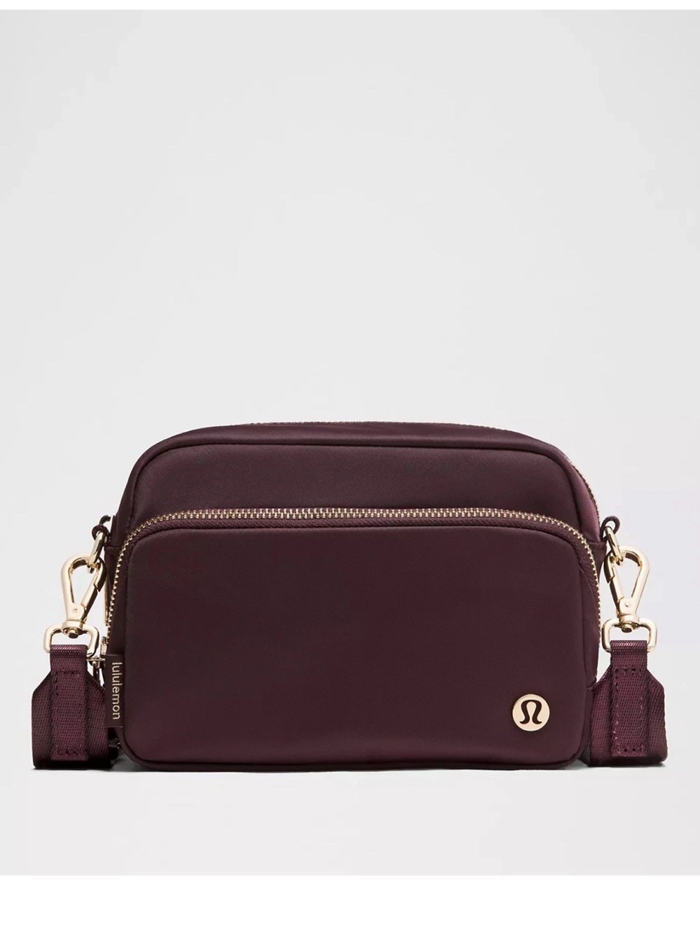 NWOT Lululemon Everywhere Crossbody - Black Plum